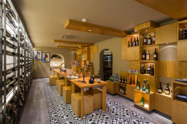 Premium Winehouse Bar and Shop